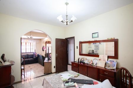 Casa à venda com 290m², 3 quartos e 3 vagasSala 2