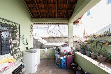 Casa à venda com 290m², 3 quartos e 3 vagasÁrea de Serviço