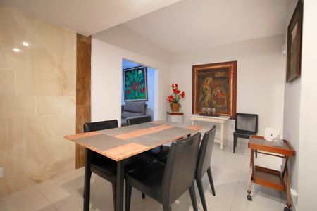 Apartamento para alugar com 88m², 2 quartos e 1 vagaSala