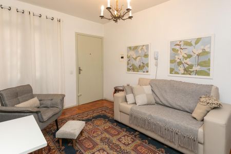 Sala de apartamento à venda com 3 quartos, 85m² em Petrópolis, Porto Alegre