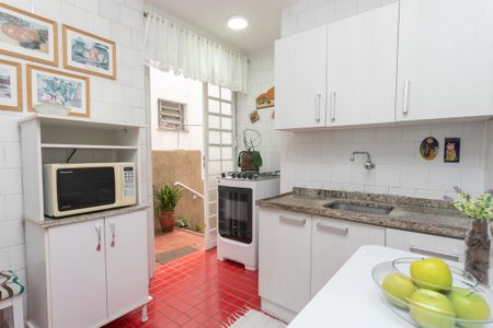 Apartamento à venda com 85m², 3 quartos e sem vagaCozinha