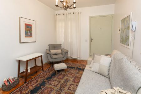 Sala de apartamento à venda com 3 quartos, 85m² em Petrópolis, Porto Alegre