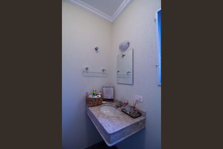 Casa de condomínio para alugar com 340m², 4 quartos e 3 vagasLavabo