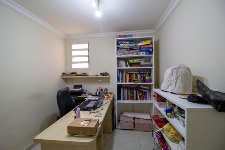 Casa de condomínio para alugar com 340m², 4 quartos e 3 vagasEscritorio