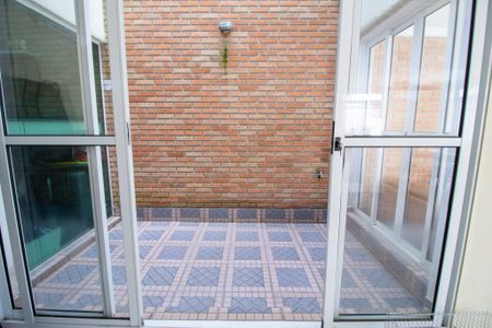 Casa de condomínio para alugar com 340m², 4 quartos e 3 vagasArea de Luz