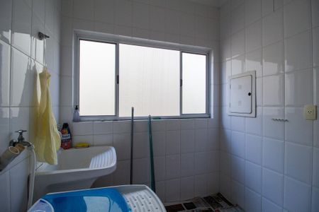 Casa de condomínio para alugar com 340m², 4 quartos e 3 vagasÁrea de Serviço