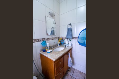 Casa de condomínio para alugar com 340m², 4 quartos e 3 vagasBanheiro da Suíte 1