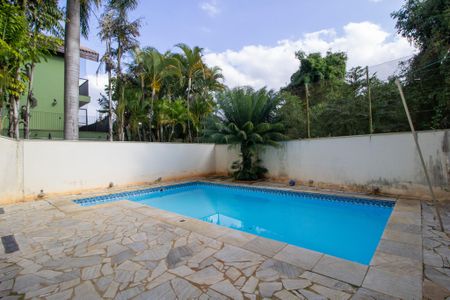 Casa de condomínio para alugar com 340m², 4 quartos e 3 vagasPiscina