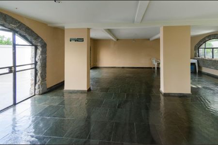 Apartamento à venda com 68m², 2 quartos e 1 vagaÁrea comum