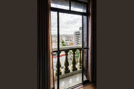 Apartamento à venda com 68m², 2 quartos e 1 vagaVaranda