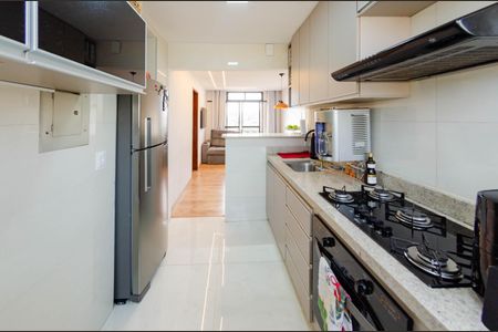 Apartamento à venda com 68m², 2 quartos e 1 vagaCozinha