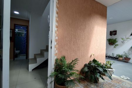 Casa de condomínio à venda com 113m², 3 quartos e 2 vagas Casa de condomínio à venda com 113m², 3 quartos e 2 vagasVaranda