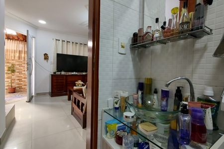 Casa de condomínio à venda com 113m², 3 quartos e 2 vagas Casa de condomínio à venda com 113m², 3 quartos e 2 vagasBanheiro Social