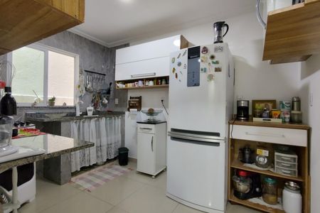 Casa de condomínio à venda com 113m², 3 quartos e 2 vagas Casa de condomínio à venda com 113m², 3 quartos e 2 vagasCozinha - Armários