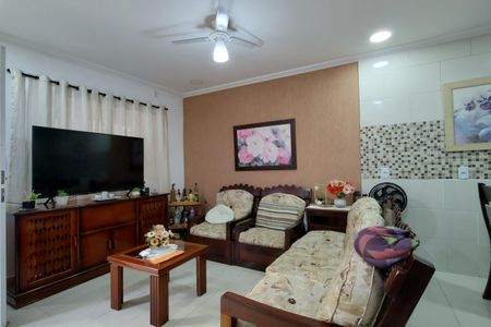 Casa de condomínio à venda com 113m², 3 quartos e 2 vagas Casa de condomínio à venda com 113m², 3 quartos e 2 vagasSala