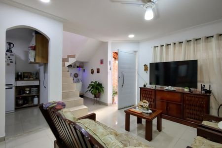 Casa de condomínio à venda com 113m², 3 quartos e 2 vagas Casa de condomínio à venda com 113m², 3 quartos e 2 vagasSala