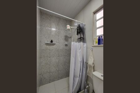 Casa de condomínio à venda com 113m², 3 quartos e 2 vagasBanheiro da Suíte