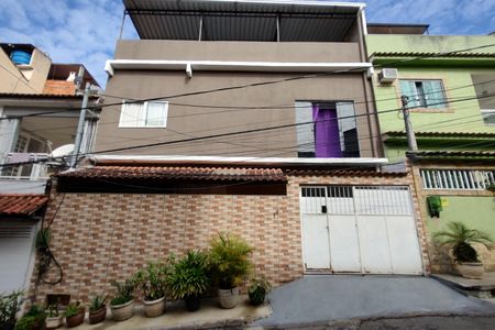 Casa de condomínio à venda com 113m², 3 quartos e 2 vagas Casa de condomínio à venda com 113m², 3 quartos e 2 vagasFachada