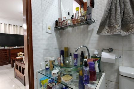 Casa de condomínio à venda com 113m², 3 quartos e 2 vagas Casa de condomínio à venda com 113m², 3 quartos e 2 vagasBanheiro Social