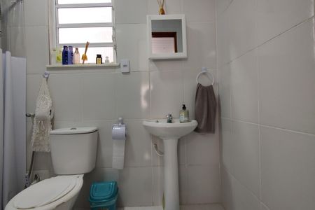 Casa de condomínio à venda com 113m², 3 quartos e 2 vagas Casa de condomínio à venda com 113m², 3 quartos e 2 vagasBanheiro da Suíte