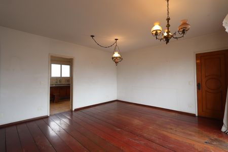 Apartamento à venda com 110m², 3 quartos e 2 vagasSala