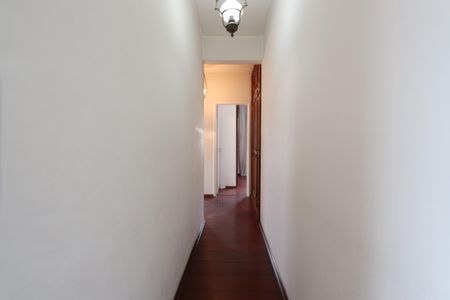Apartamento à venda com 110m², 3 quartos e 2 vagasCorredor