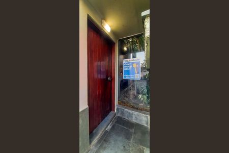 Casa à venda com 250m², 2 quartos e 4 vagas