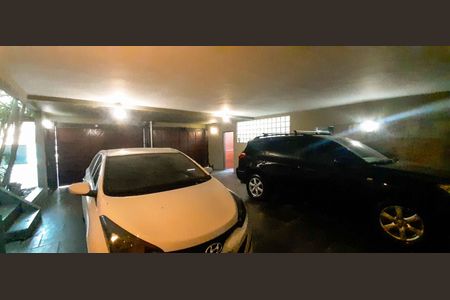 Casa à venda com 250m², 2 quartos e 4 vagas