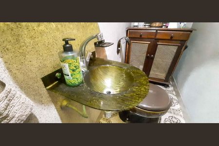 Casa à venda com 250m², 2 quartos e 4 vagas