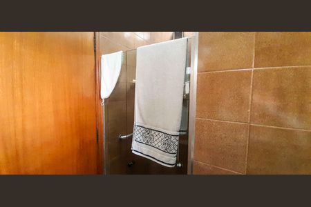 Casa à venda com 250m², 2 quartos e 4 vagas