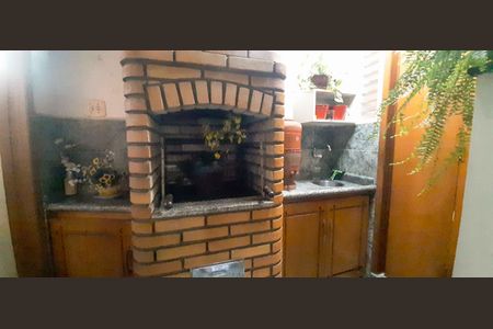 Casa à venda com 250m², 2 quartos e 4 vagas Casa à venda com 250m², 2 quartos e 4 vagasVaranda Gourmet