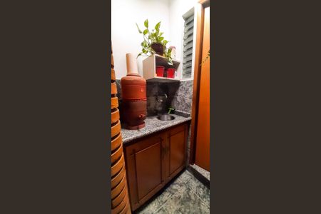 Casa à venda com 250m², 2 quartos e 4 vagas