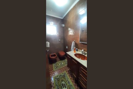 Casa à venda com 250m², 2 quartos e 4 vagas