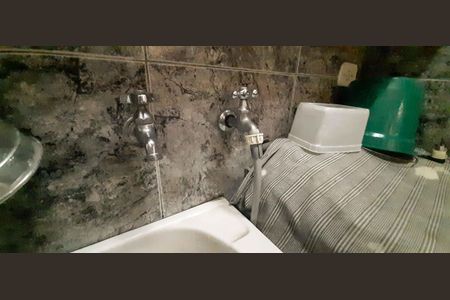 Casa à venda com 250m², 2 quartos e 4 vagas