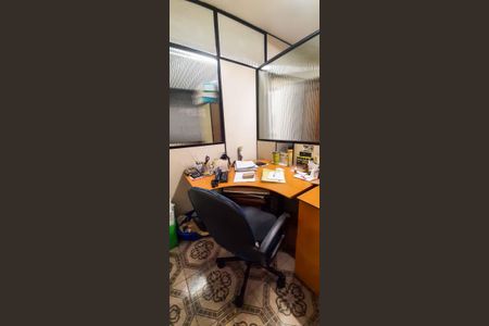 Casa à venda com 250m², 2 quartos e 4 vagas