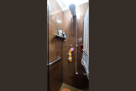 Casa à venda com 250m², 2 quartos e 4 vagas