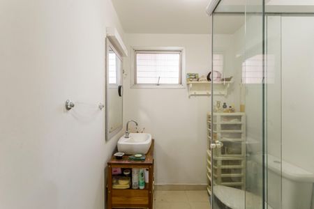 Apartamento à venda com 75m², 2 quartos e 1 vagaBanheiro da Suíte