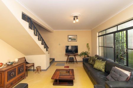 Casa à venda com 201m², 5 quartos e 2 vagasSala