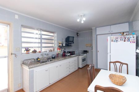 Casa à venda com 201m², 5 quartos e 2 vagasCozinha