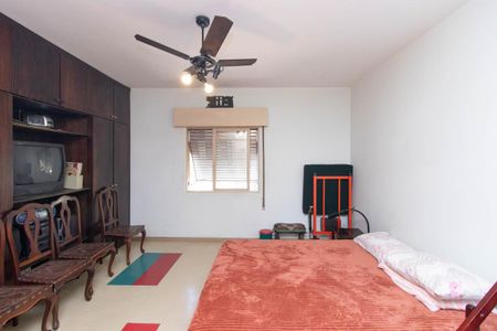 Casa à venda com 201m², 5 quartos e 2 vagasSuíte