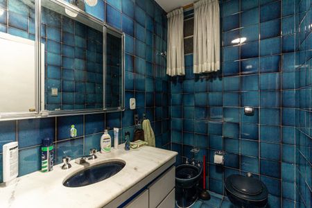 Apartamento à venda com 180m², 3 quartos e 1 vagaBanheiro 1