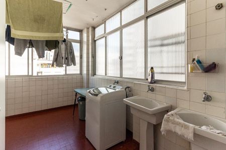 Apartamento à venda com 180m², 3 quartos e 1 vagaÁrea de Serviço