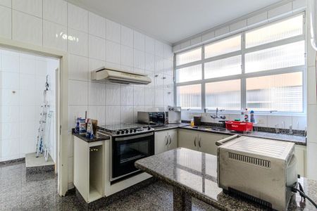 Apartamento para alugar com 191m², 3 quartos e 1 vagaCozinha