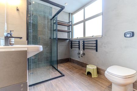 Apartamento para alugar com 191m², 3 quartos e 1 vagaBanheiro