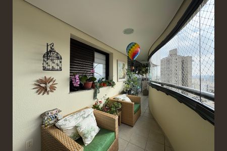 Apartamento à venda com 142m², 3 quartos e 7 vagasSacada