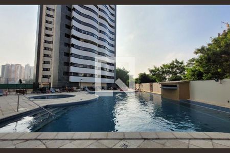 Apartamento à venda com 142m², 3 quartos e 7 vagasÁrea comum - Piscina