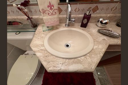 Apartamento à venda com 142m², 3 quartos e 7 vagasLavabo