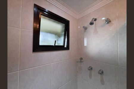 Apartamento à venda com 142m², 3 quartos e 7 vagasBanheiro suíte 3