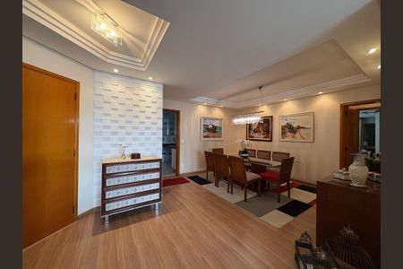 Apartamento à venda com 142m², 3 quartos e 7 vagasSala