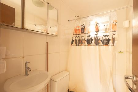 Apartamento para alugar com 54m², 2 quartos e sem vagaBanheiro